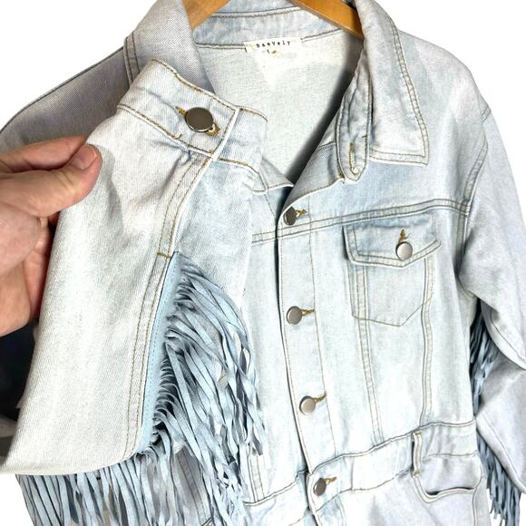 BAEVELY Women’s Western Fringed Light Wash Denim Romper - Picture 3 of 4
